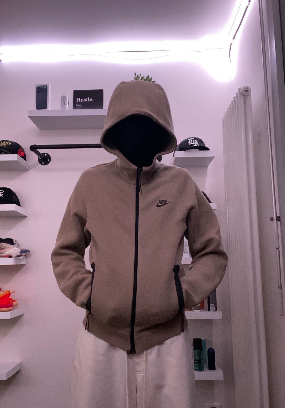 Nike Giacche: Nike Tech Fleece Jacke Beige XS – Usato da Zürich venduto da sherilha 2