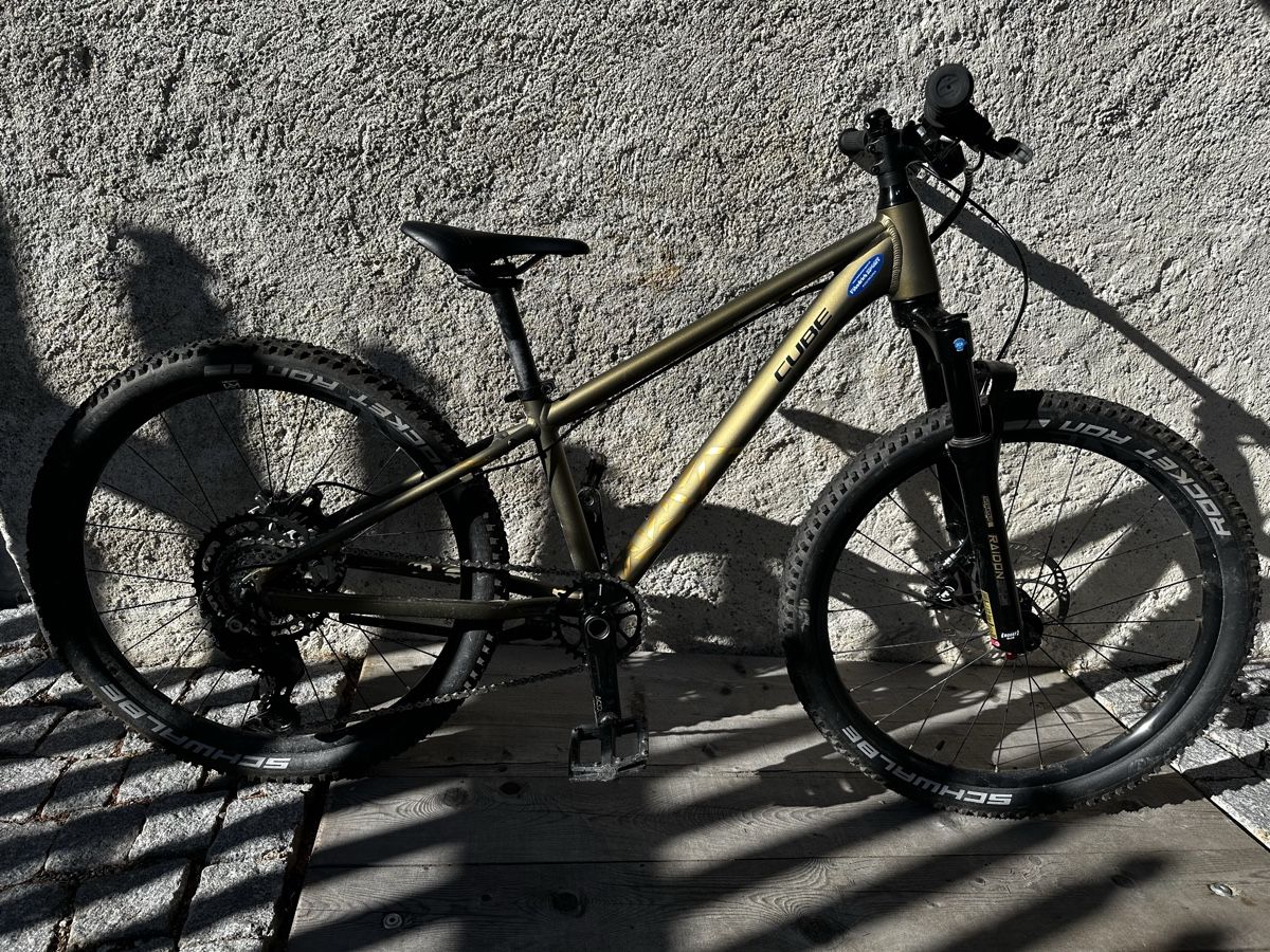 bulls fahrrad seitenständer Fahrradständer für Streetliner Evo 1/2 2018–2026, Höhenverstellbarer Kick Stand Bike Stand Aluminiumlegierung Rutschfester Bulls Nandi Street 27,5'' Kinder Farbe:CARAMEL-KHAKI