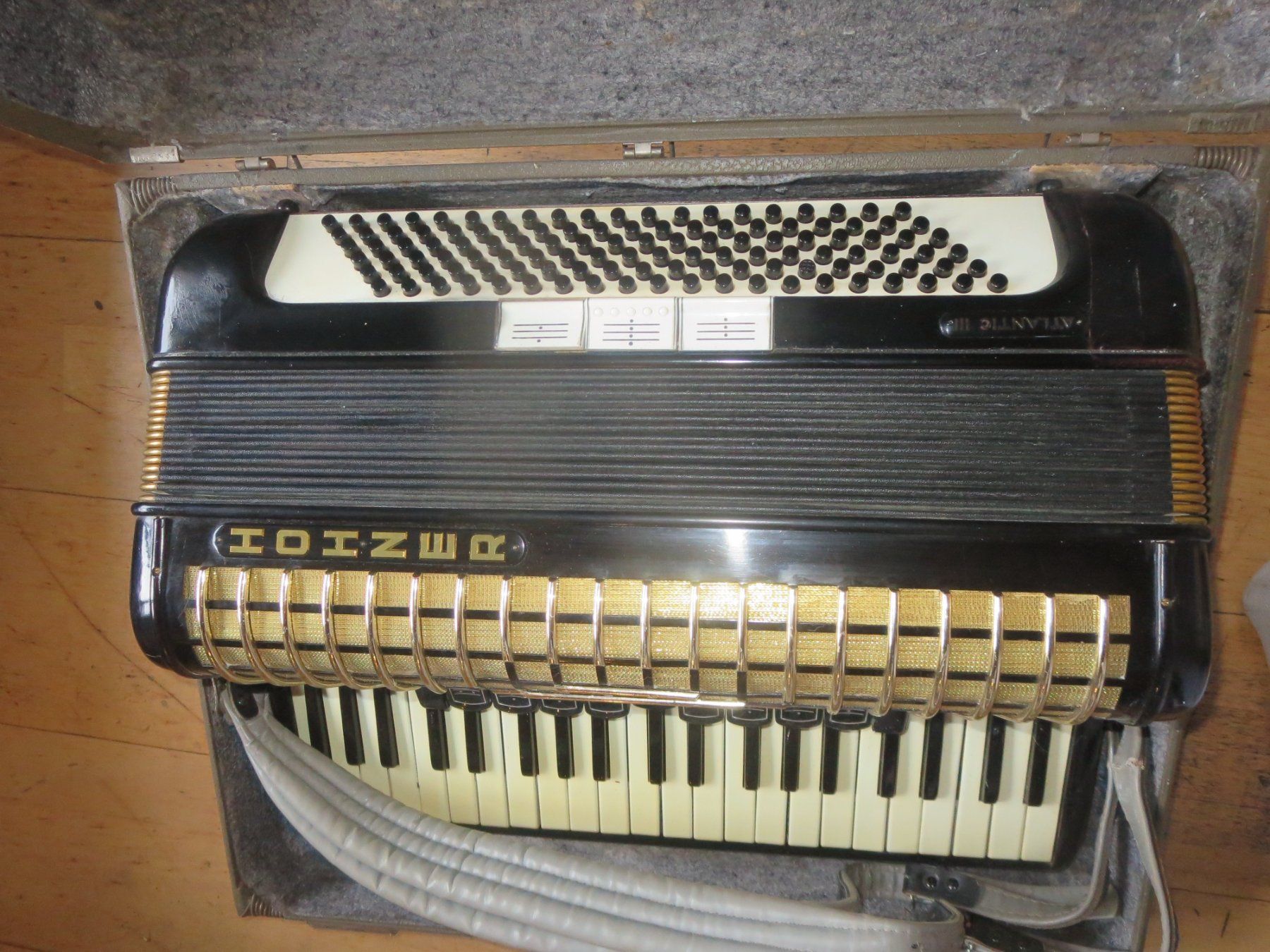 Hohner Strumenti musicali: altes Hohner Akkordeon – Usato da Rüschegg-Heubach venduto da bmw325x 3