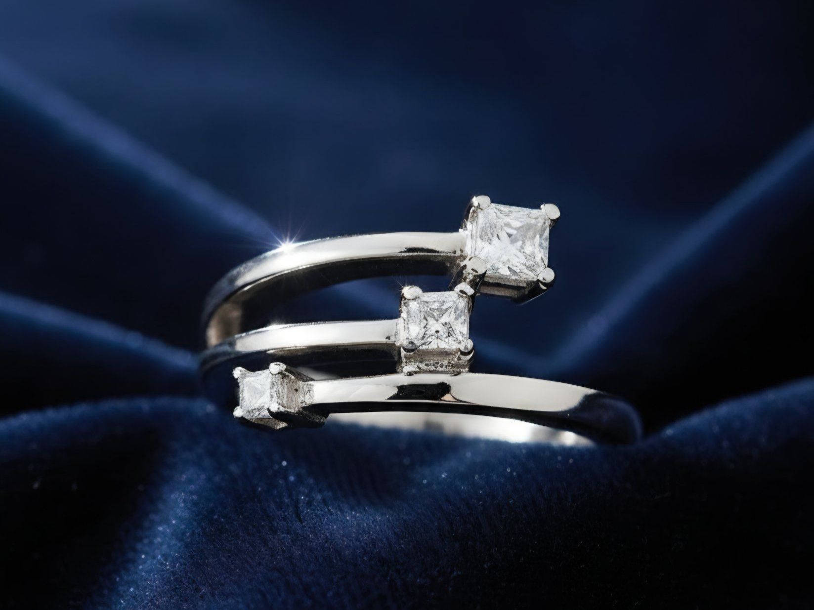 Ringe: Moderer Trilogie Design Silberring (925) - NEU – Neu und originalverpackt aus Uetikon am See von Coralreef