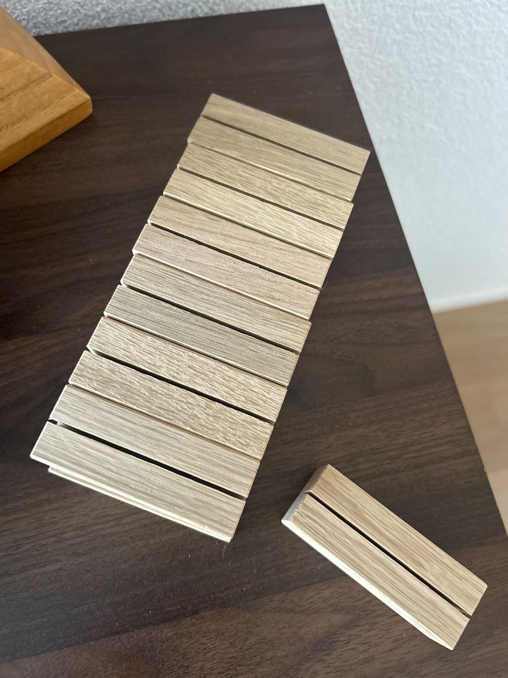 Supporti a parete: Kartenhalter aus Holz – Usato da Zürich venduto da HelenaS. 2