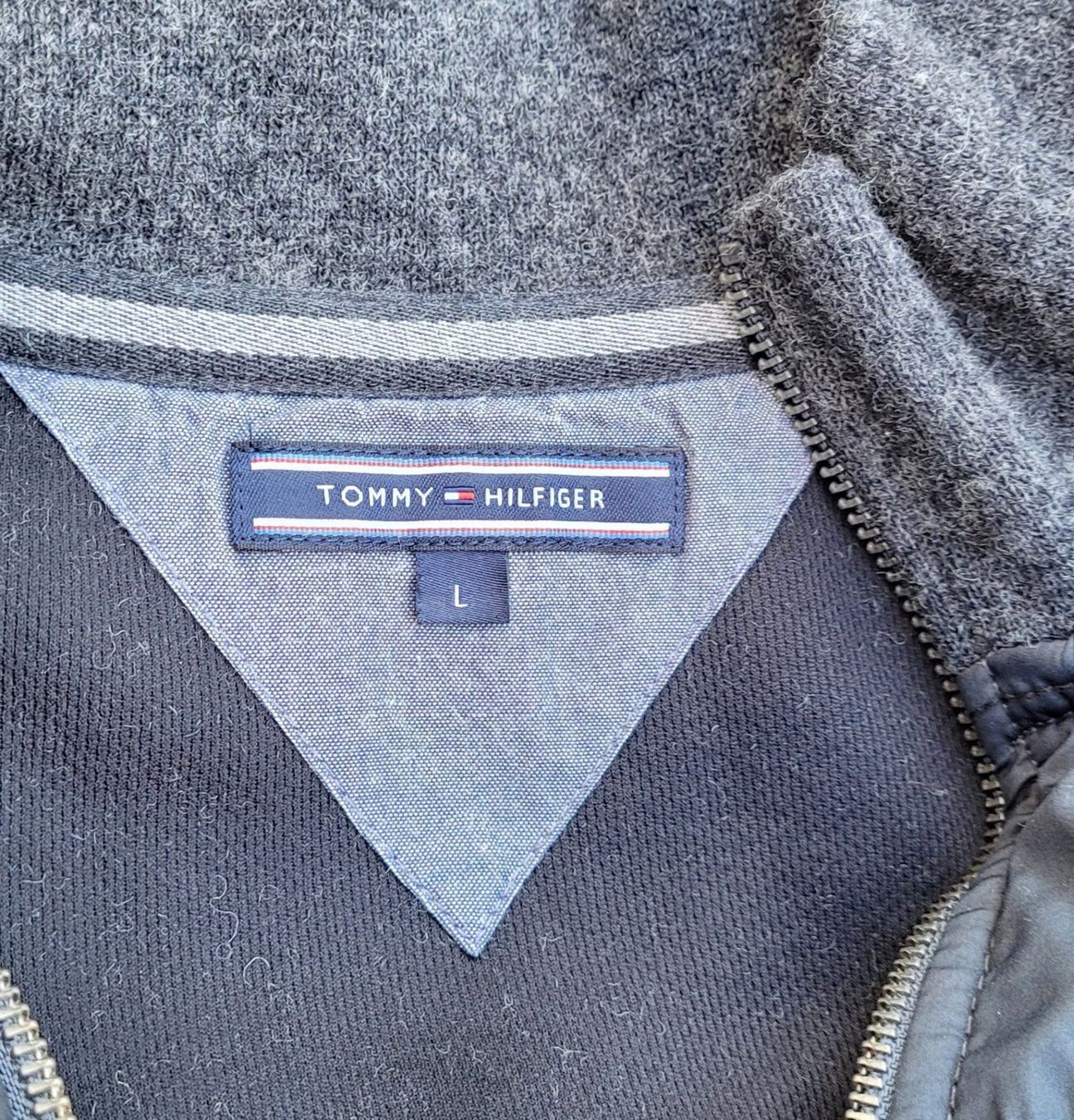 Tommy Hilfiger Kleiderpakete: Tommy Hilfiger Jeans + Jacke Gr. L Herr – Gebraucht aus Füllinsdorf von Sunnebliemli7 3