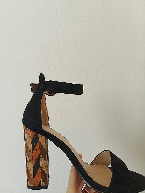 Scarpe da donna: Wunderschlne High Heels 37 – Usato da luzern venduto da fab_ndc2 2