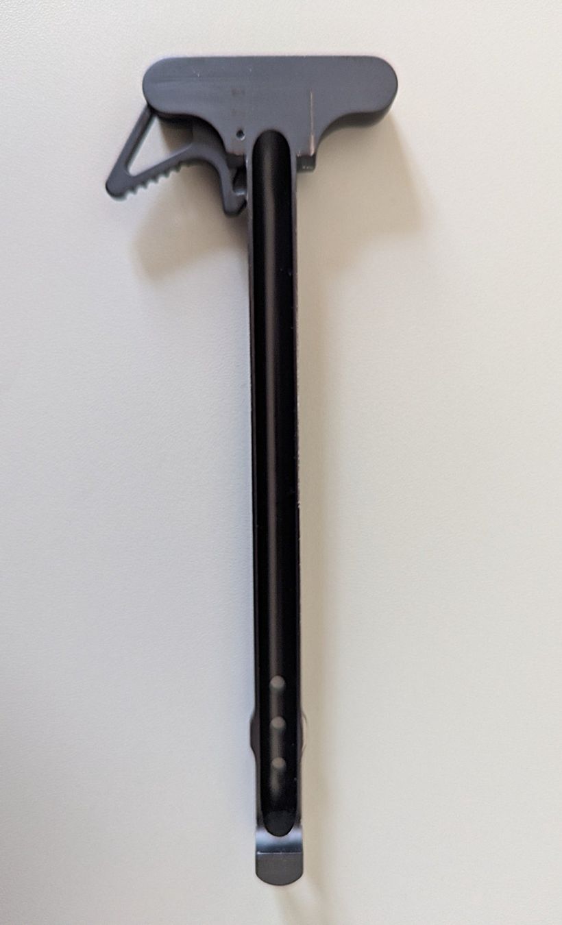 Alle Werkzeuge: AR-15 Charging Handle V SEVEN WEAPON SYSTEMS – Gebraucht aus Le Locle von toto043 1