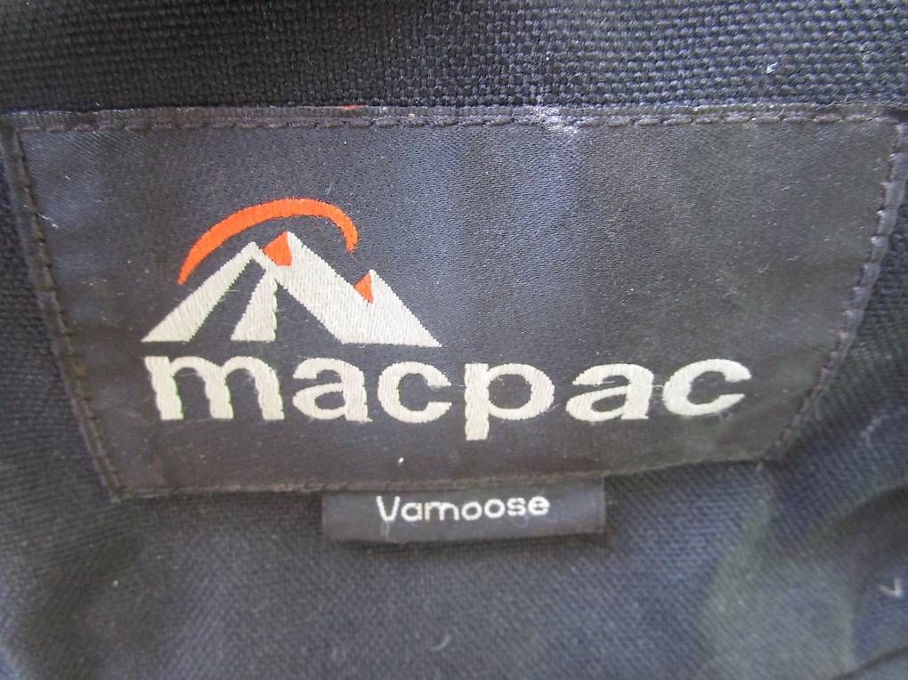 Marsupi portabebè: Kindertragrucksack = Kindertrage  MACPAC Vamoose – Usato da Giubiasco venduto da Dmuelli 3