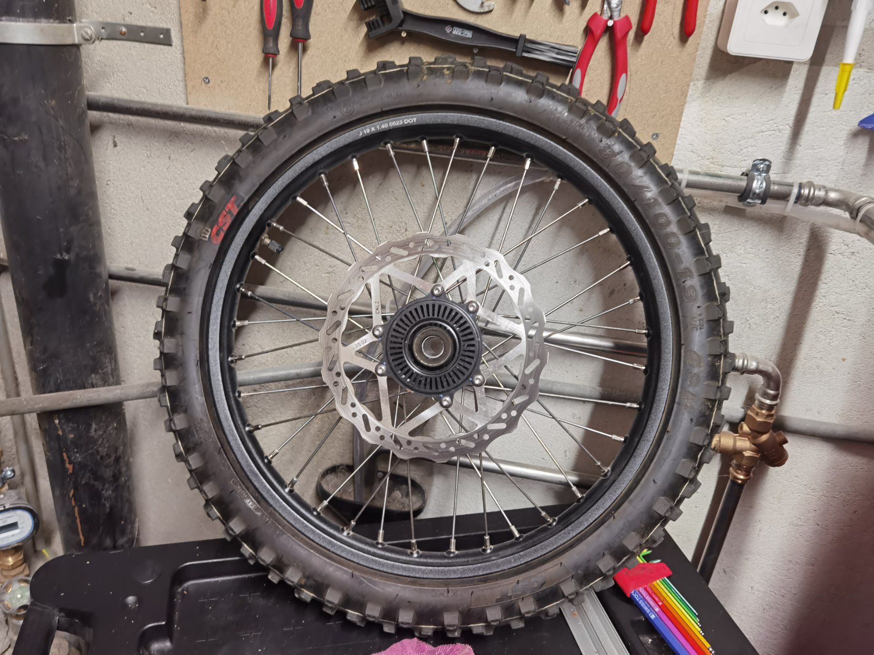 Sur-Ron Pneumatici & Ruote complete: Surron ultra bee Radsatz enduro – Usato da Guttet-Feschel venduto da Misterblue 3
