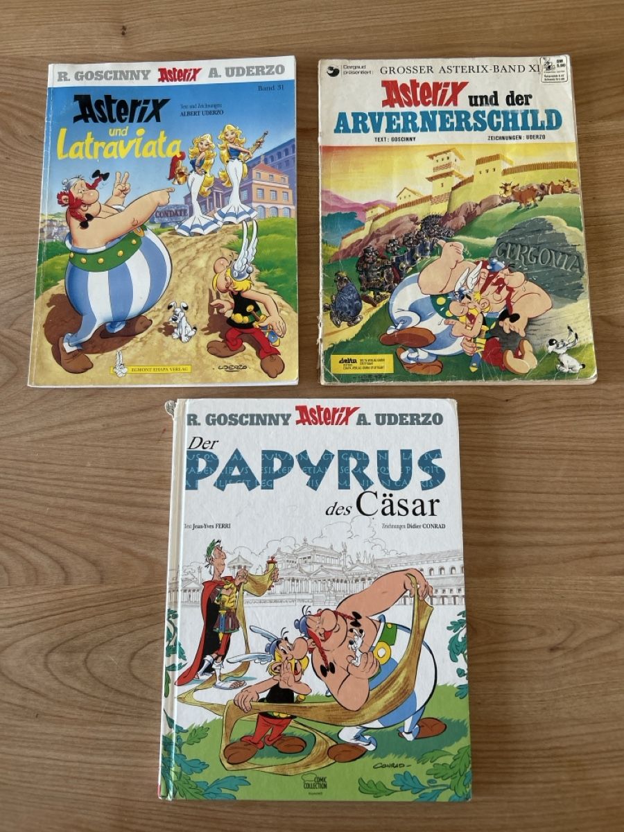BD: Asterix Hefte 3, XI und Papyrus des Cäsar – D'occasion à Zürich par lesemmeneggers