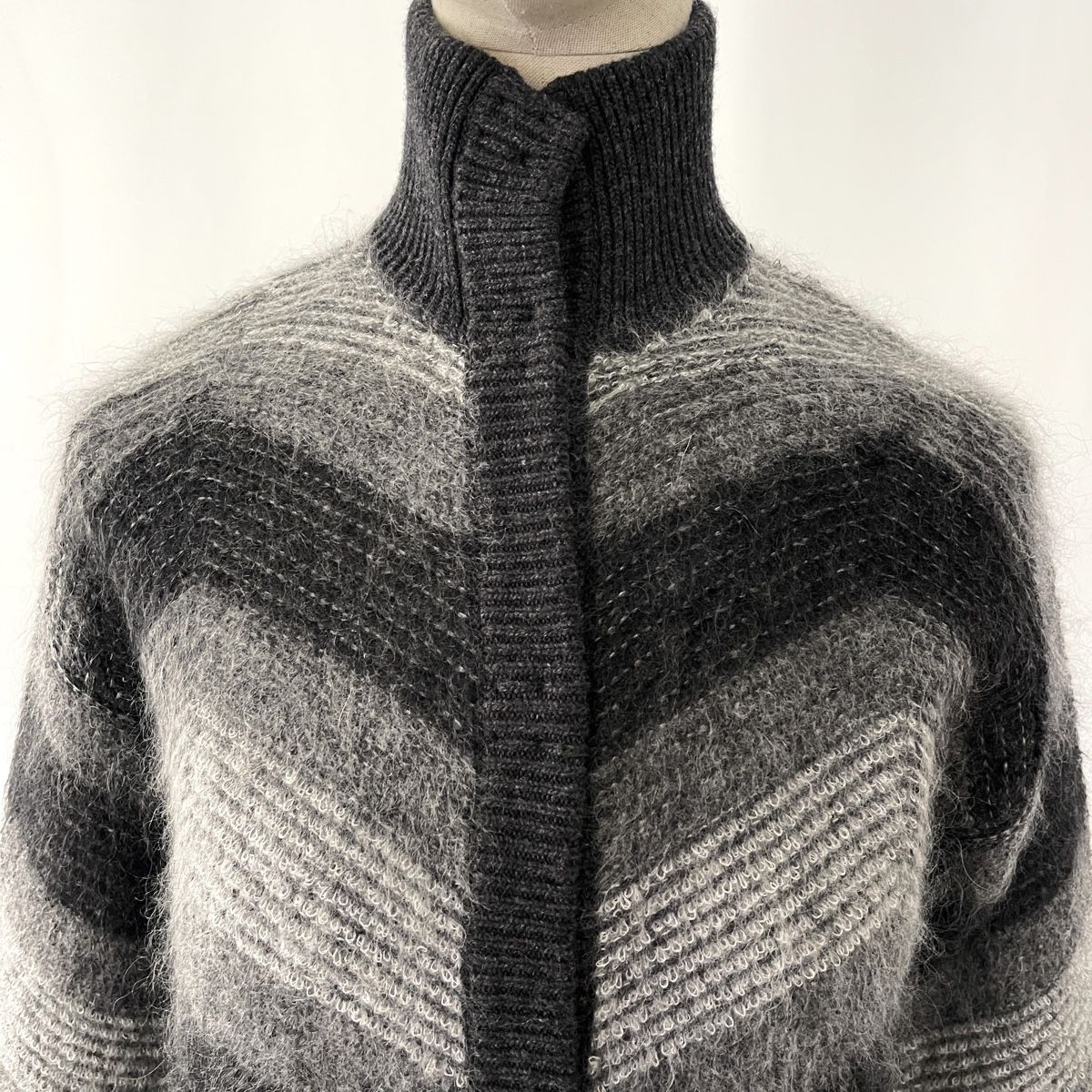 Falconeri Cappotti: FALCONERI Wool Coat – Nuovo (secondo la descrizione) da Emmen venduto da Avviivva_Com2023 1