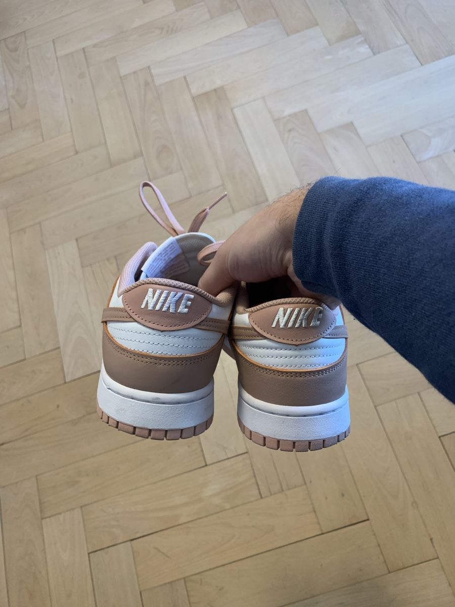 Nike Scarpe da uomo: Nike Dunk low (44,5) rose whisper – Nuovo (secondo la descrizione) da Zürich venduto da Herr.M. 4