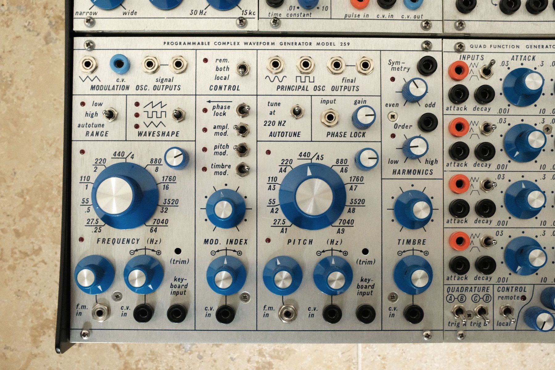 Strumenti musicali: Buchla 200R Modular Synth – Usato da Zürich venduto da iskaa 4