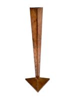 Superbe vase design triangulaire en cuivre brut années 50/60