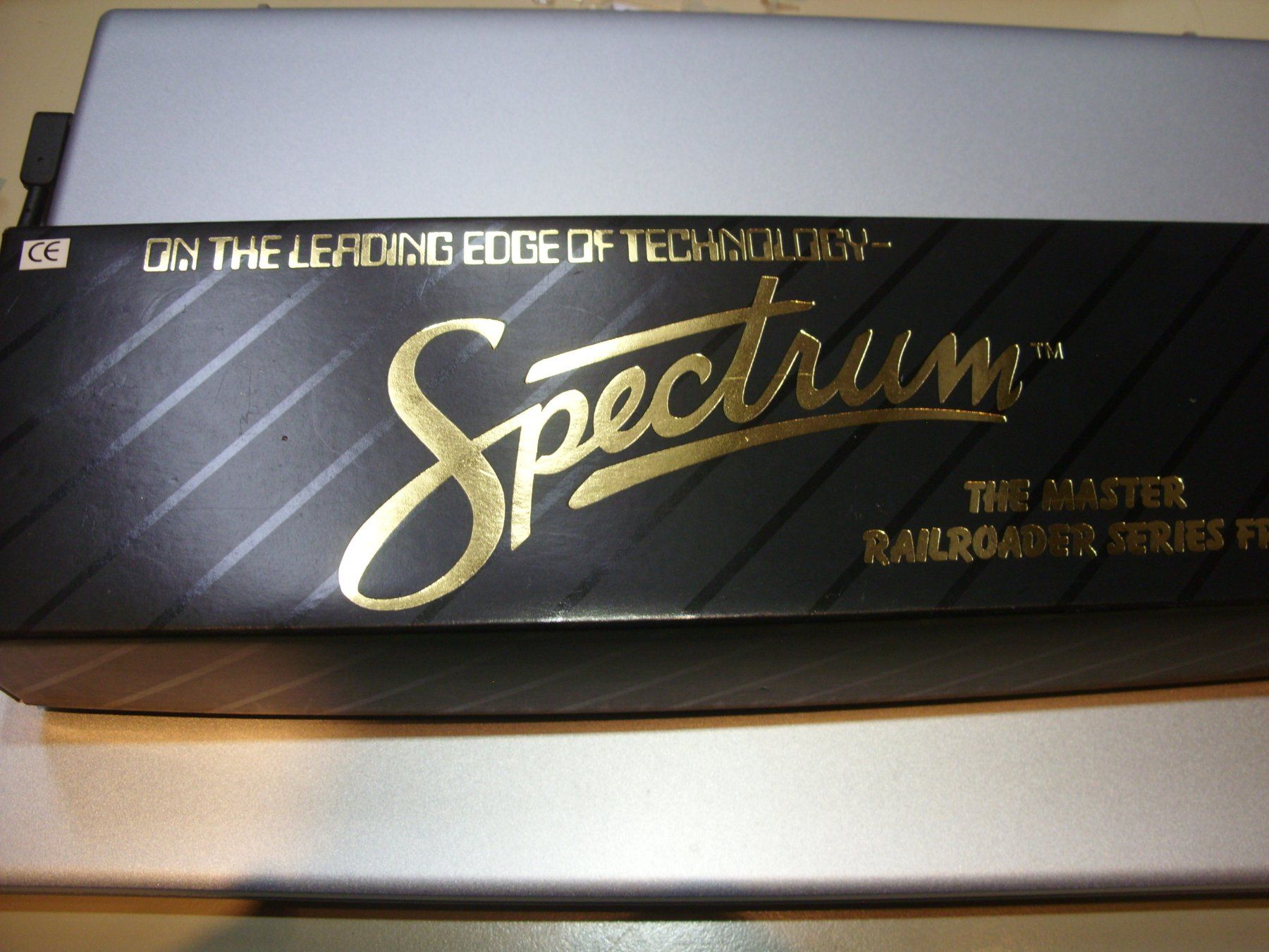 Spectrum Modellini di ferrovie: Spectrum (Bachmann)  H0  Dash 8-40CW Conrail DC analog – Usato da Untersiggenthal venduto da Gumel50 8