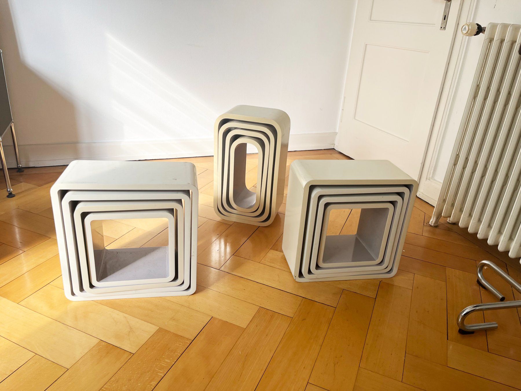Regale: Modulares Regal im 70er Space-Age Stil – Gebraucht aus Zürich von Dimitreezer 1