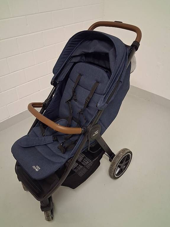 Britax Römer Carrozzine: Britax Römer Kinderwagen – Usato da Niederönz venduto da bea_fn77 2