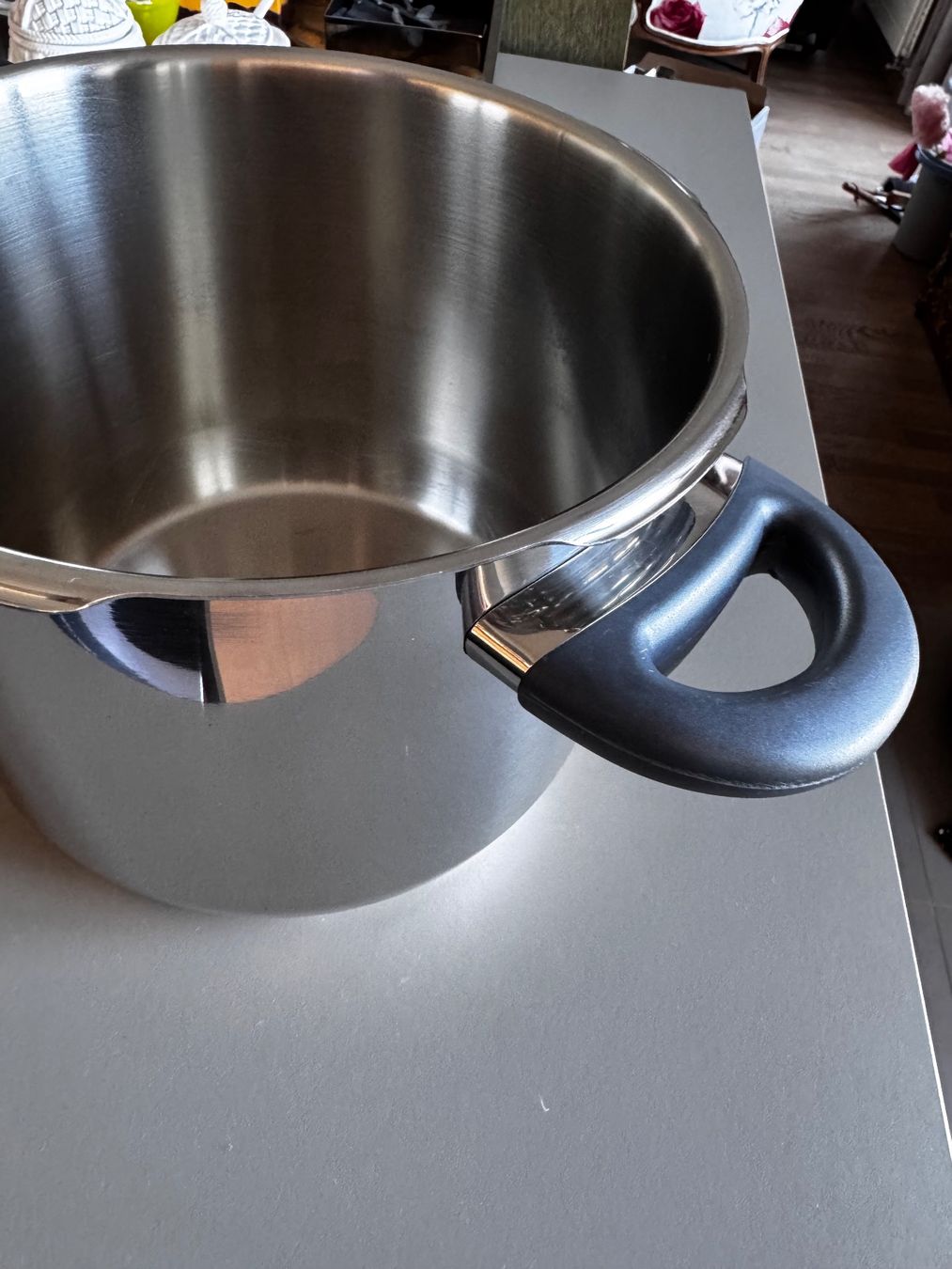 WMF Pentole: WMF Perfect Plus 6,5l + 3,0l – Usato da Genève venduto da tar_n9db 7