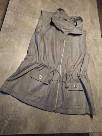 Gilet gris argent taille 42