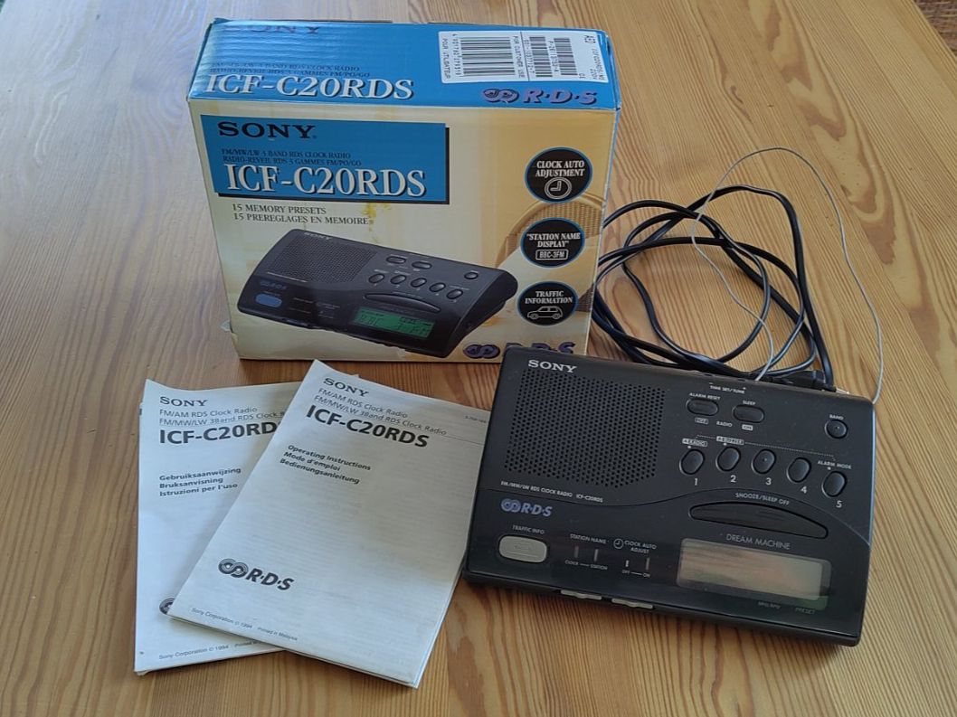 Sony Réveils: Radiowecker SONY Dream Machine ICF-C20RDS – D'occasion à Möhlin par MeisterHora 6