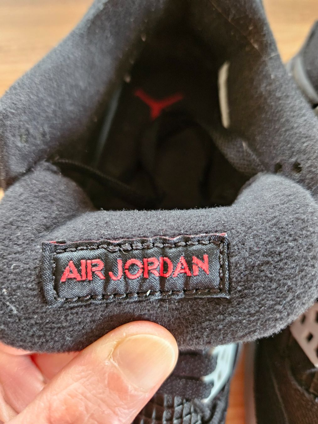 Jordan Scarpe da uomo: Jordan 4 black Gr. 38 Original, fast neu – Usato da Nänikon venduto da 8610pb 2