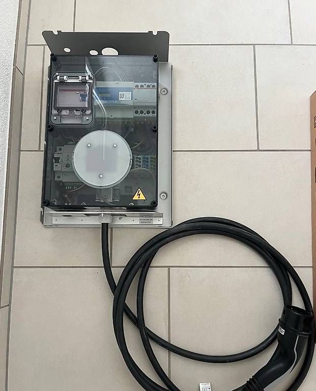 Caricabatterie: Bauer Wallbox 22 kw mit ecarup und Zähler – Usato da Ballwil venduto da Pascal105 2