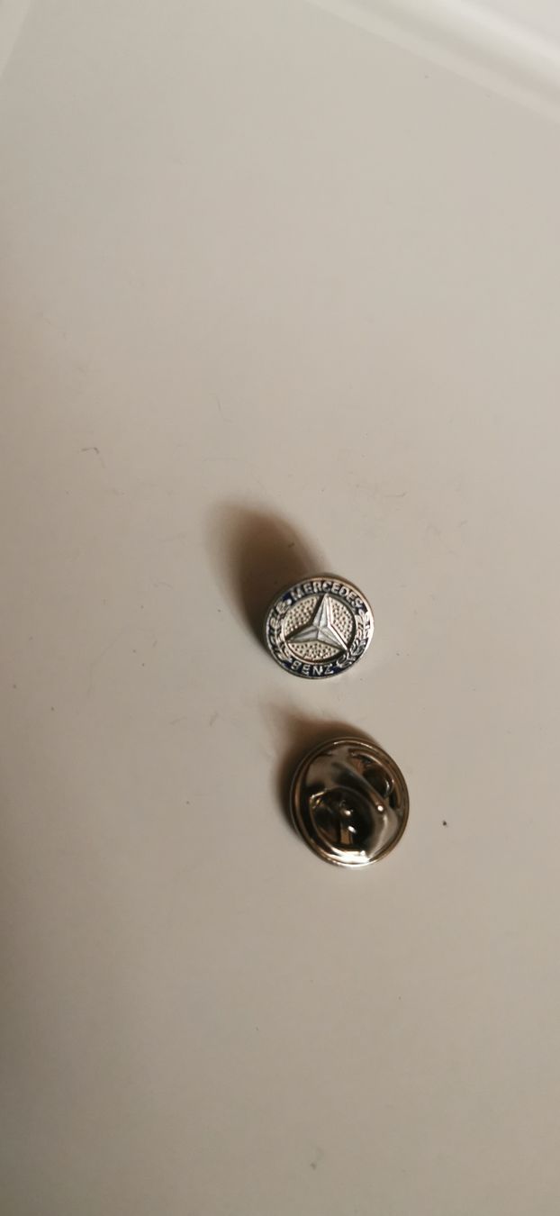 Plaketten & Abzeichen: Pin Mercedes  – Gebraucht aus Genève von vins50