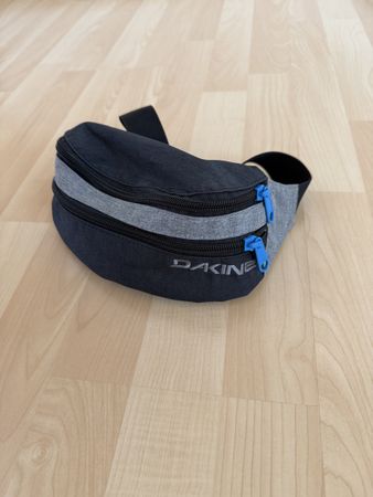 Dakine Hüfttasche, Bauchtasche - ideal für unterwegs!