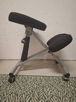 Kniestuhl guter Zustand - kneeing chair