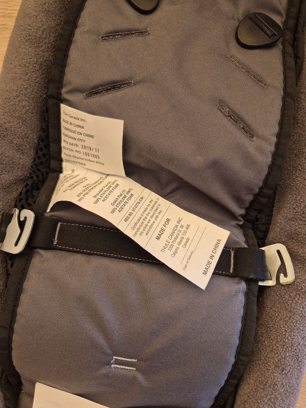 Bauch- & Rückentragen: Thule babysling  – Neu (gemäss Beschreibung) aus Neuhausen von Amiguti_buenaonda 2