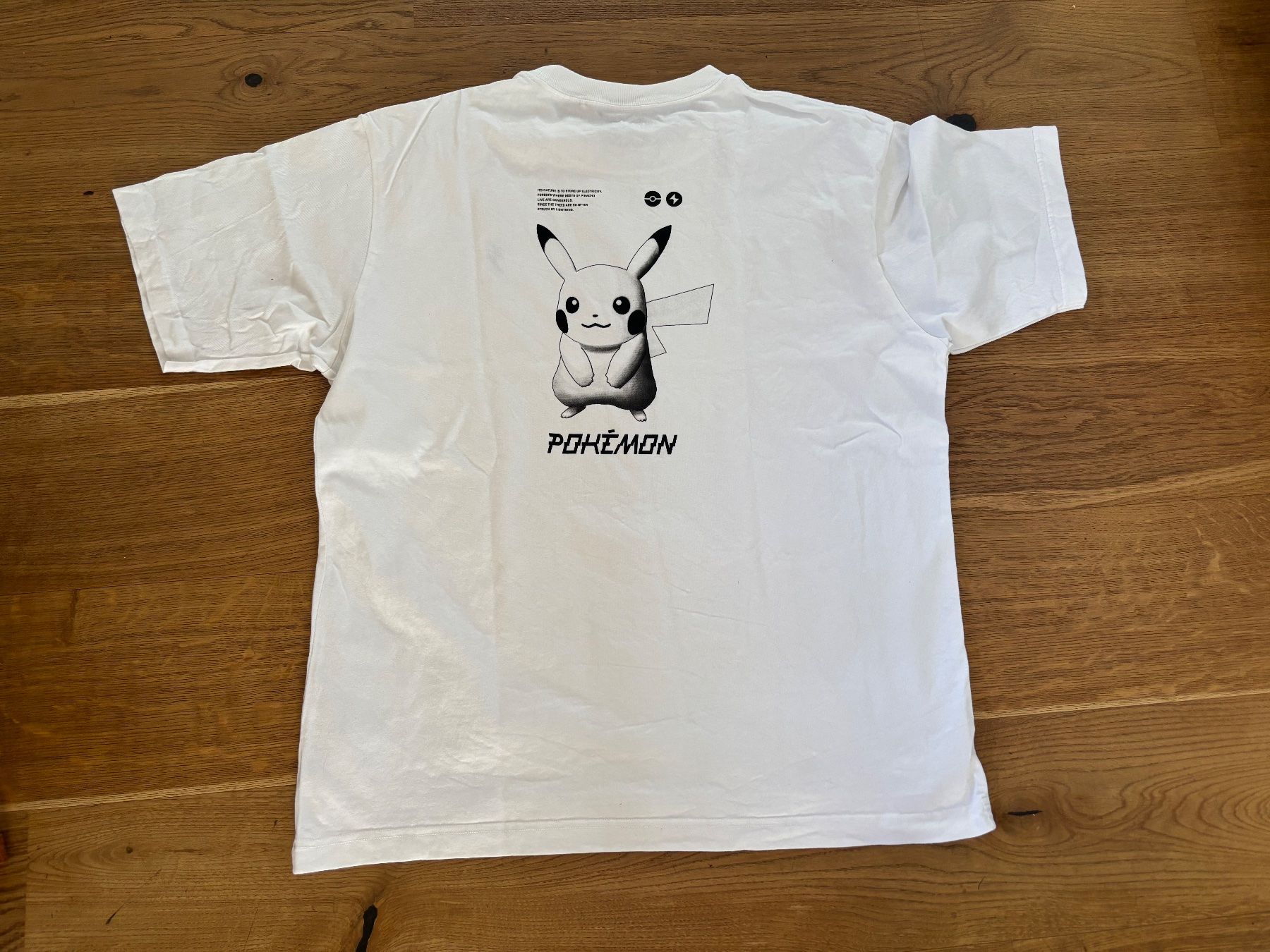 T-shirt: Pokémon Pikachu Shirt – Usato da Würenlos venduto da Ashley24 2