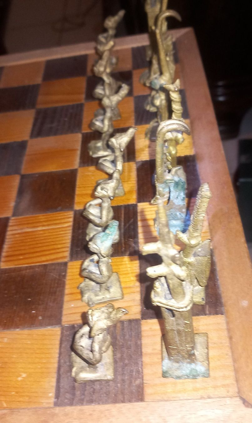 Giochi: SCHACHFIGUREN UND BRETT – Usato da Ried-Brig venduto da ugukim 2