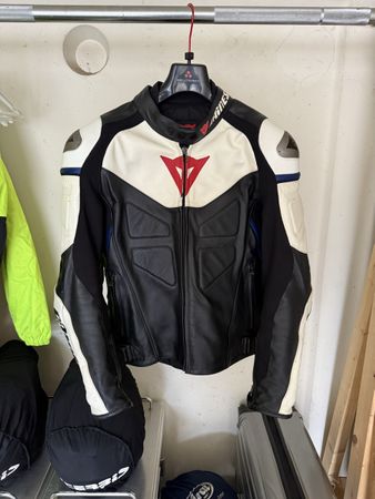 Giacca moto Dainese in pelle, taglia 52 - Ottimo stato