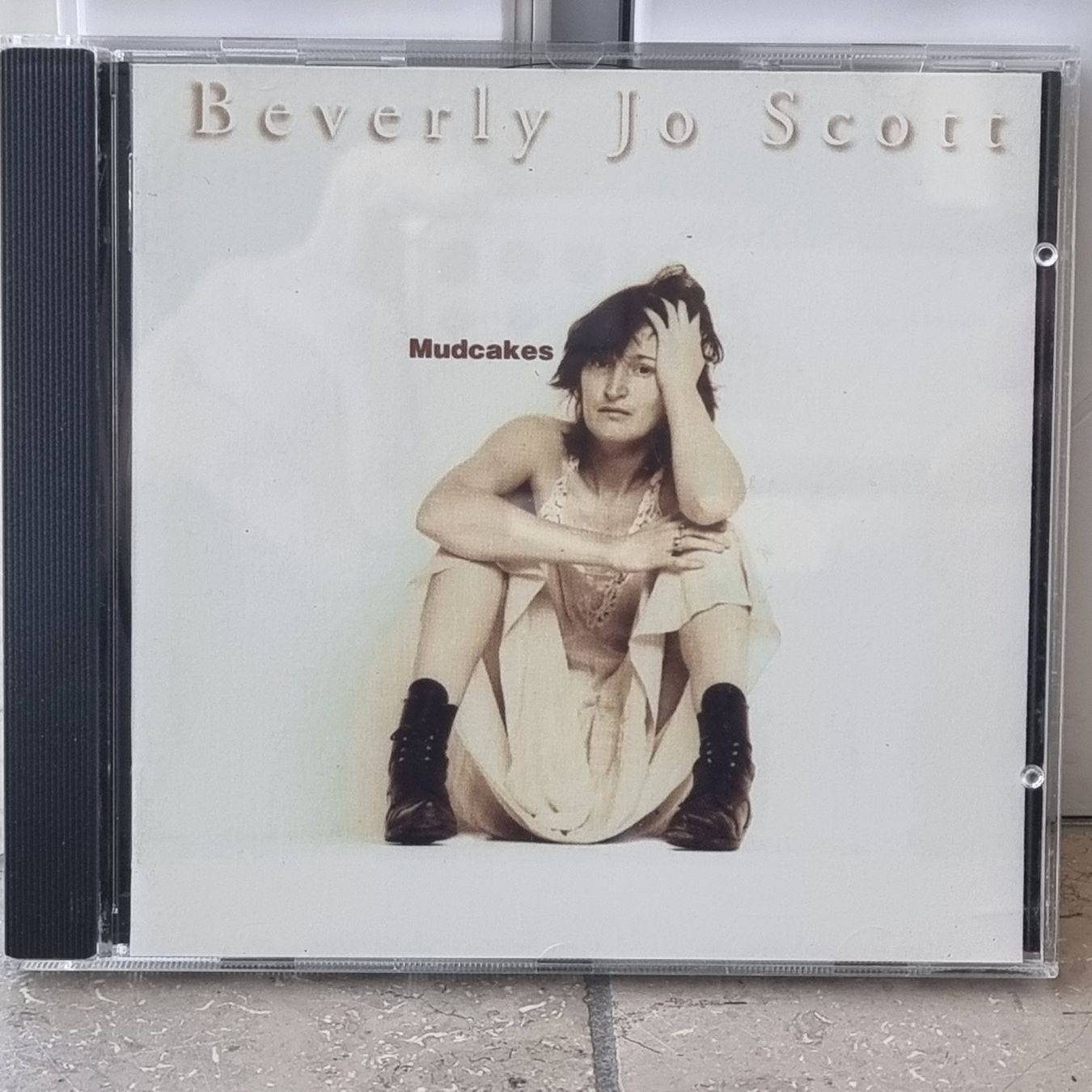 CD: Beverly Jo Scott : Mudcakes (CD) – Usato da Villigen venduto da Tschachtlan