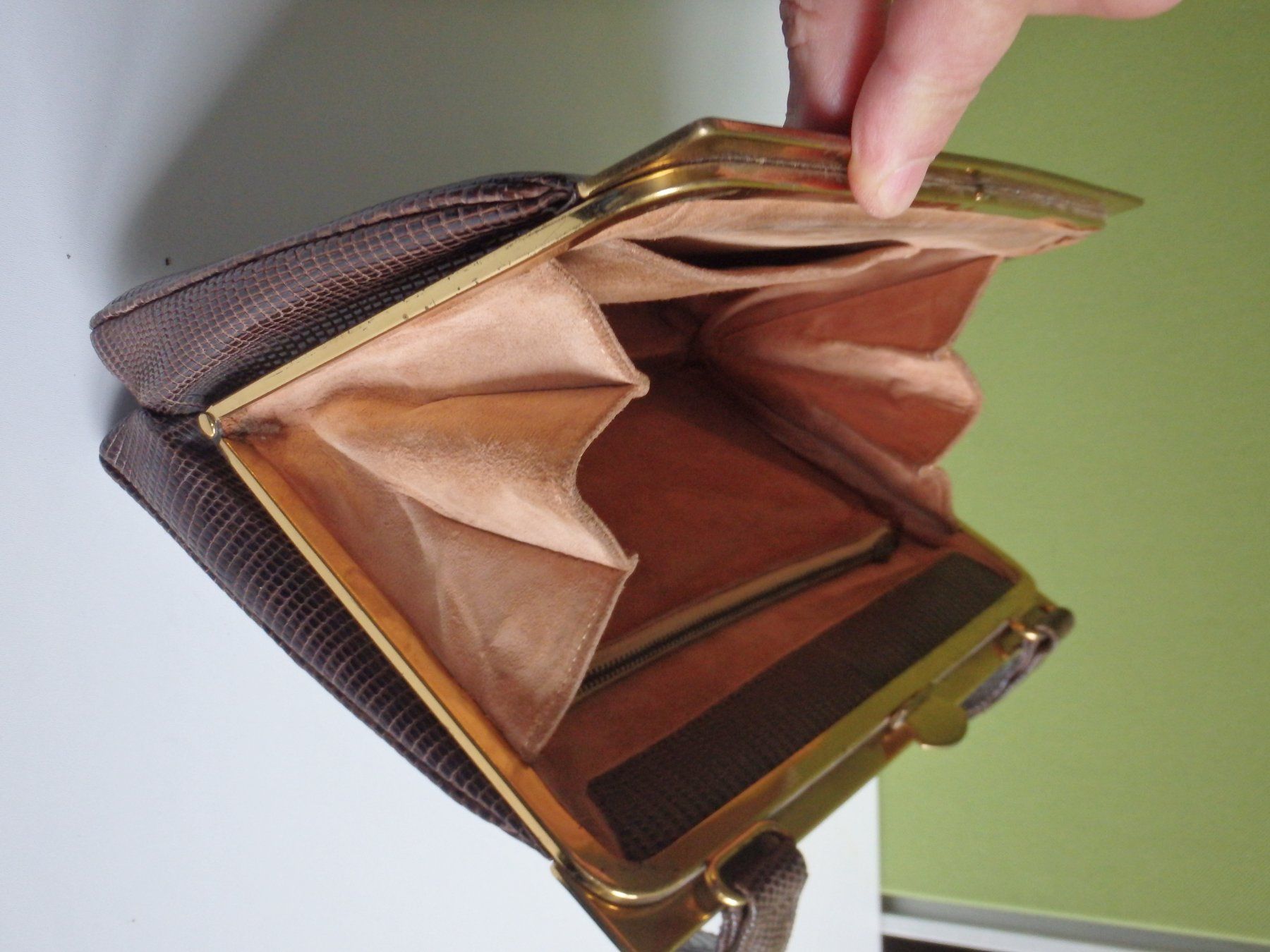Borse da donna: braune Vintage Eidechs Tasche – Usato da Schöfflisdorf venduto da pullux 6