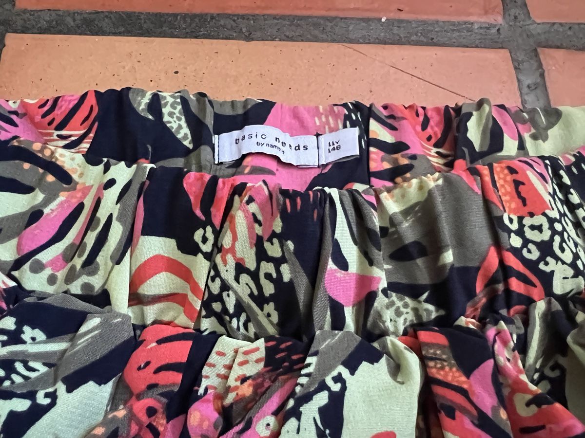 Kleider & Röcke: Rock Basic Needs by Name It, bunt, Blumenmuster, Gr. 146 – Gebraucht aus Wohlenschwil von SmokyAnnie 1
