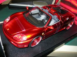Ferrari 360 Spider WHIPS rot *  Hot Wheels 1:18