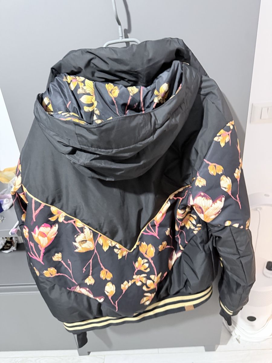 Giacche: Roxy Winterjacke, Damen Grösse L – Usato da Münchenstein venduto da By.gabriela.v 4