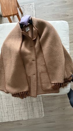 Winterjacke, Wolljacke Toteme (globus), Grösse 32-34 wie Neu