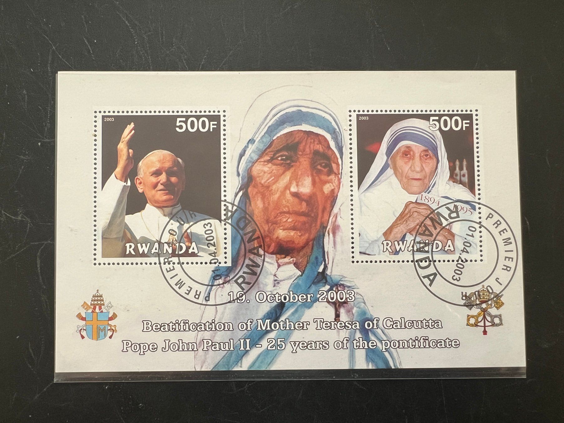 Alle Briefmarken: 2003 Mutter Theresa Ruanda Block gest.  (A478) – Gebraucht aus Hinwil von Sidi4