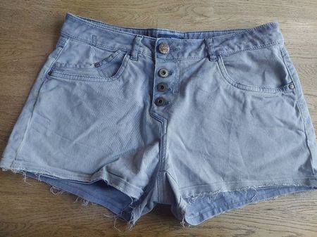 Jeans Shorts von Charles Vögele Grösse 38