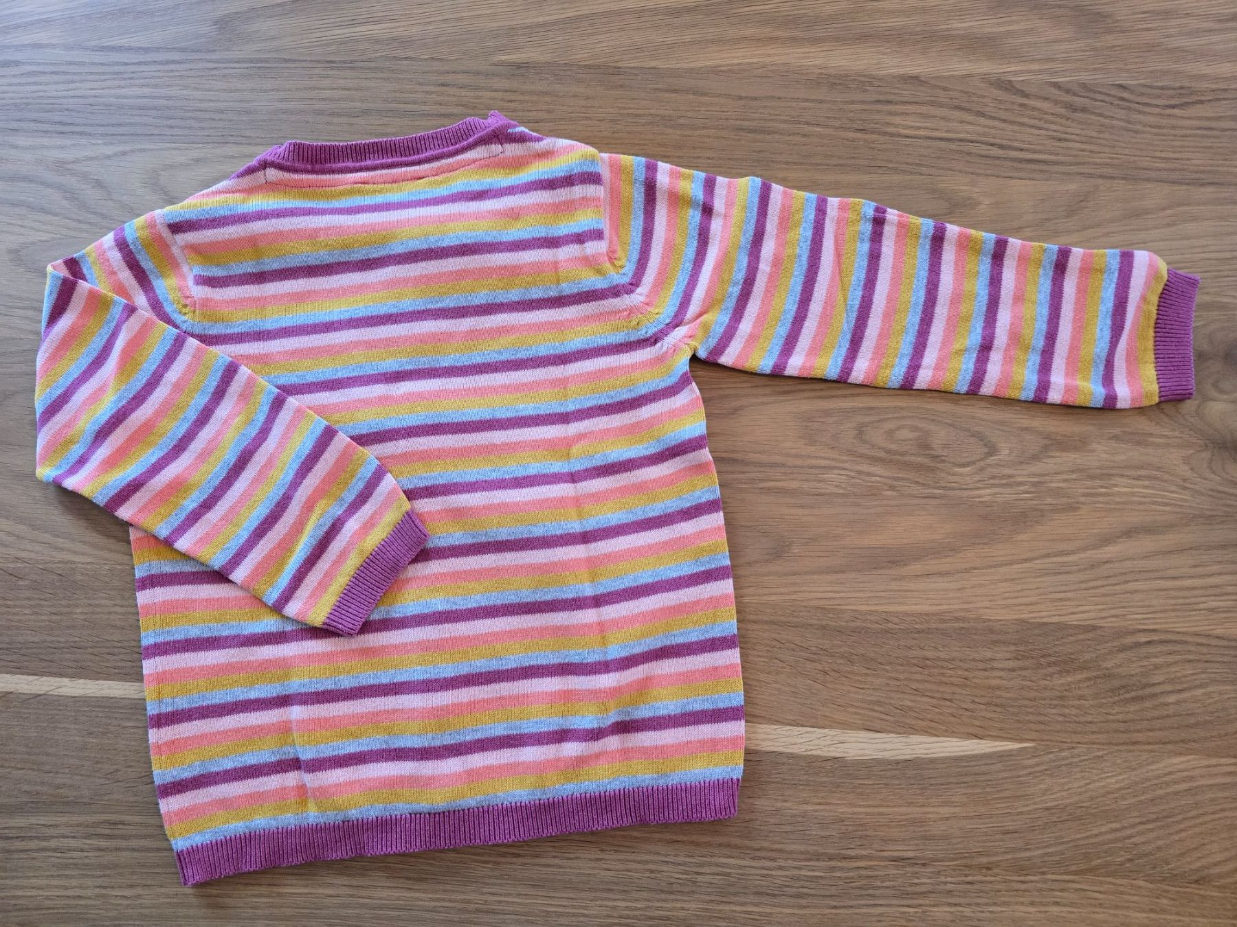 Maglioni & Felpe: Strickjacke Gr. 110/116 – Usato da Zäziwil venduto da Seisler 2