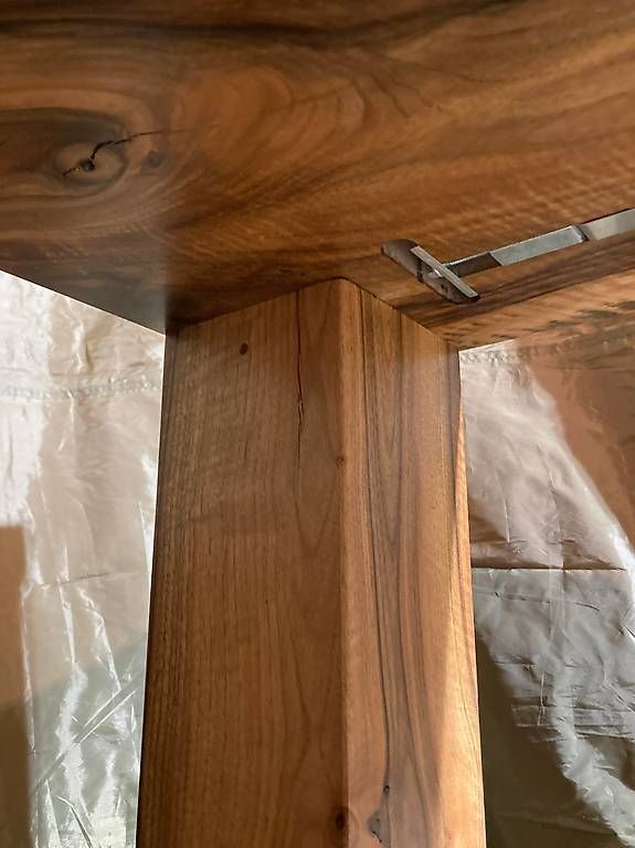 Tables: Tisch Nussbaum massiv epoxidharz – D'occasion à Ursenbach par drechsler 3