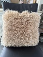Zierkissen/ Fellkissen 40x 40 cm, Farbe Sand, Neu