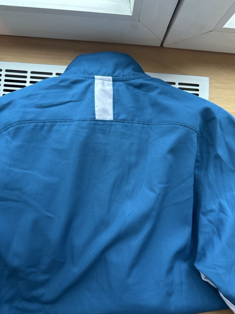 Nike Giacche: Nike Trainingsjacke L – Usato da Zürich venduto da justus_grabowsky 2