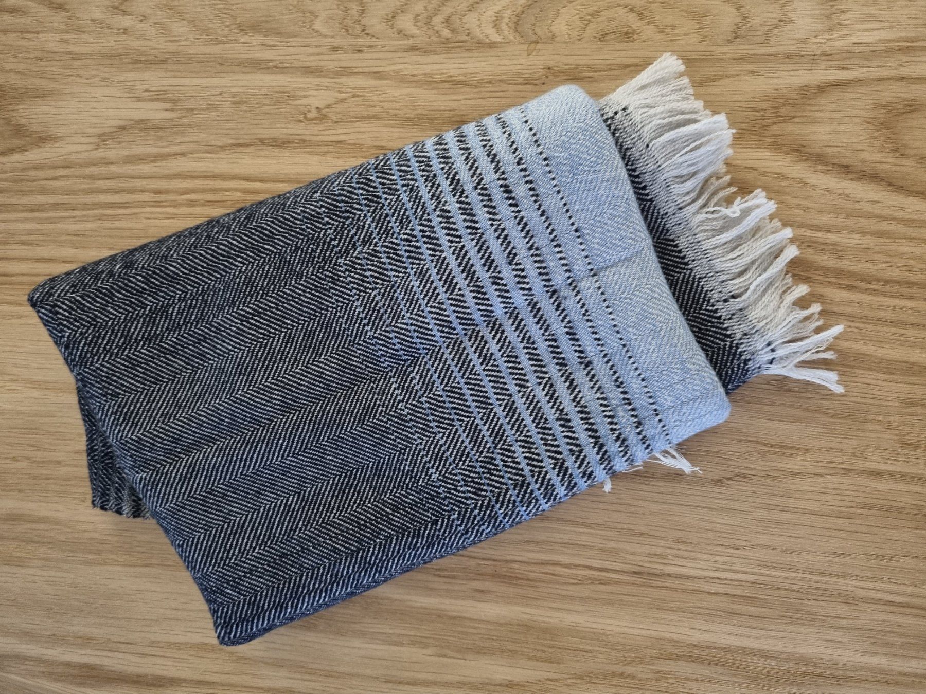 Foulards & écharpes: Schal – D'occasion à Bassersdorf par Sandy456