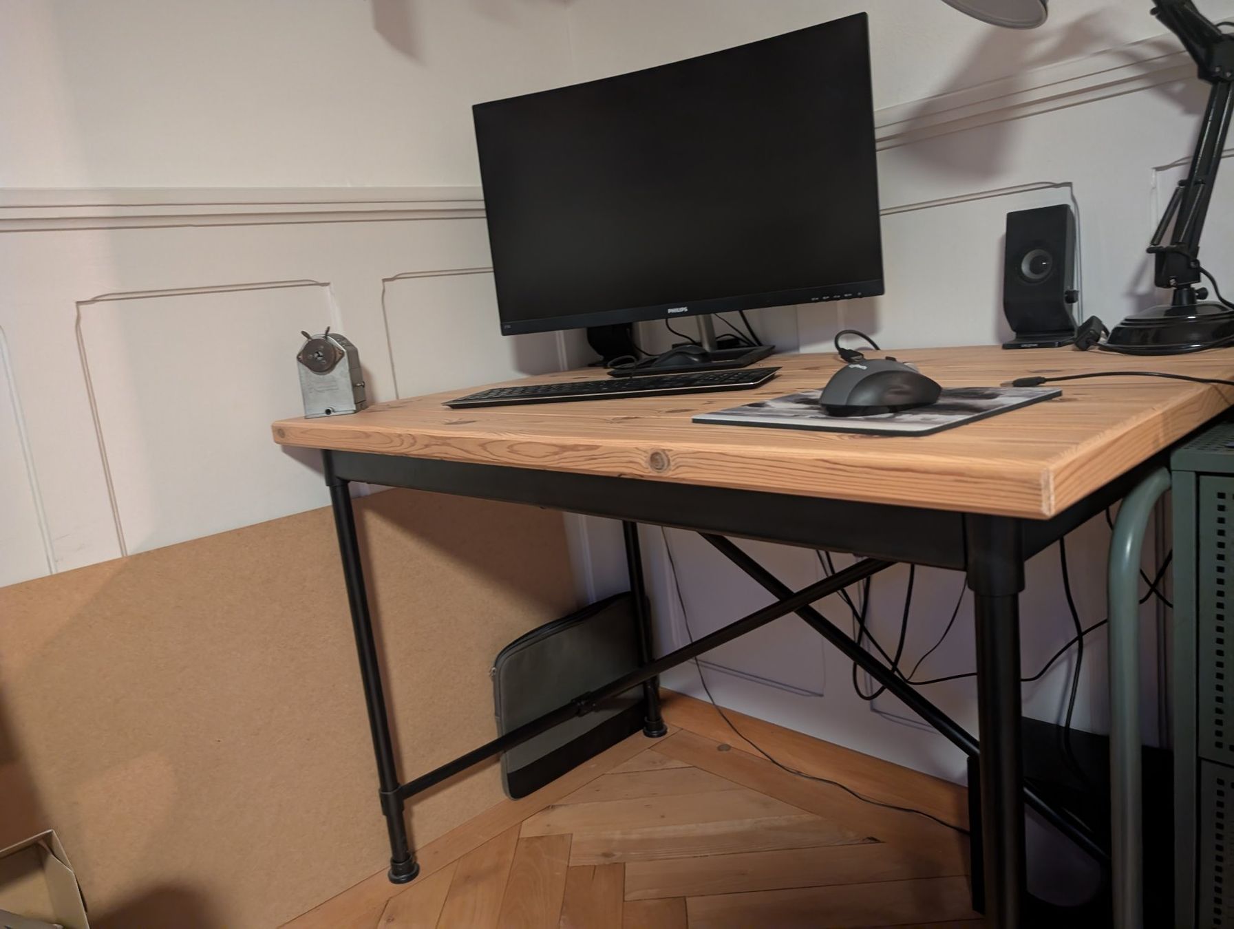 Ikea Scrivanie: Schreibtisch "Kullaberg" – Usato da Burgdorf venduto da Dmnkznd 1