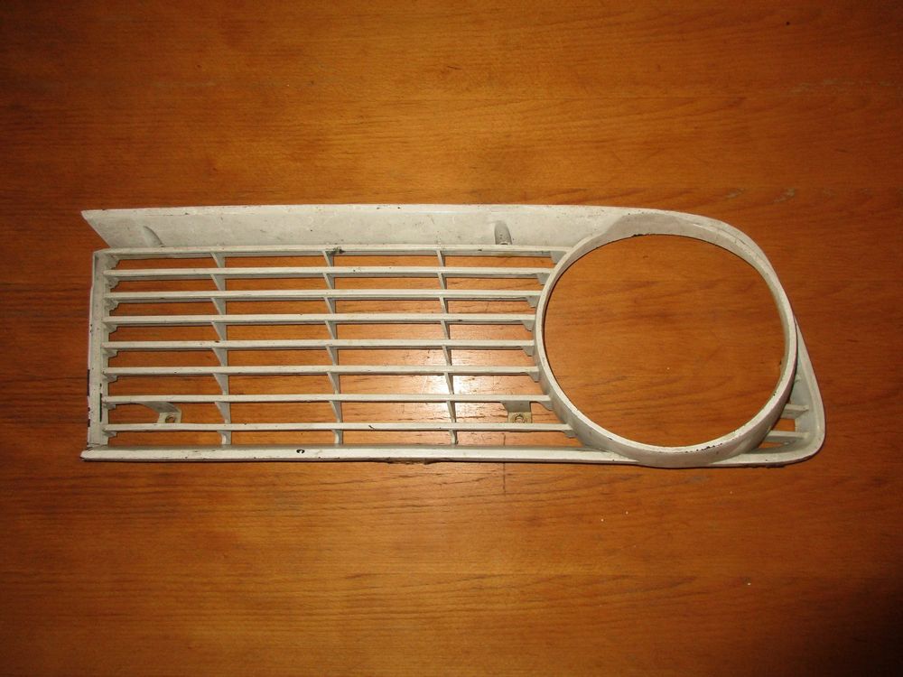 BMW 2002turbo Ziergitter Kühlergrill Links Ab 1973 (Gebraucht) In