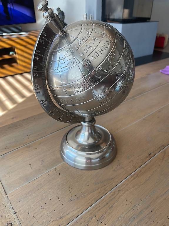 Altro in Decorazioni & Accessori: Globe terrestre de décoration ? Argent – Usato da Epalinges venduto da RChristina