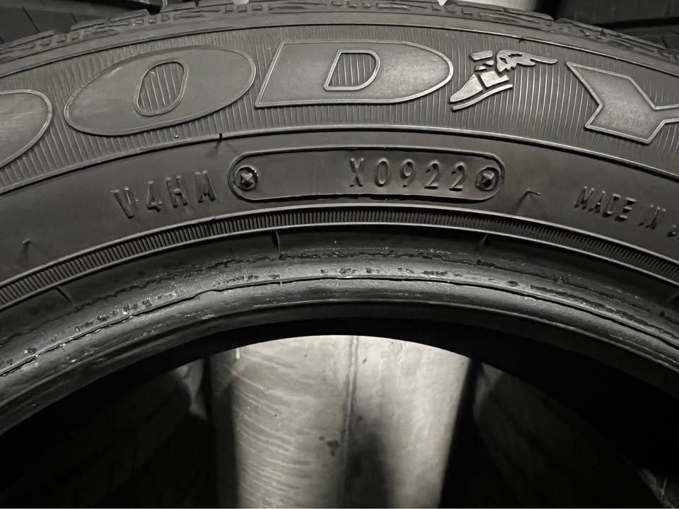 Goodyear Pneumatici & Ruote complete: 165/60R15 81T Goodyear DuraGrip – Usato da Füllinsdorf venduto da fel_d8d2 4