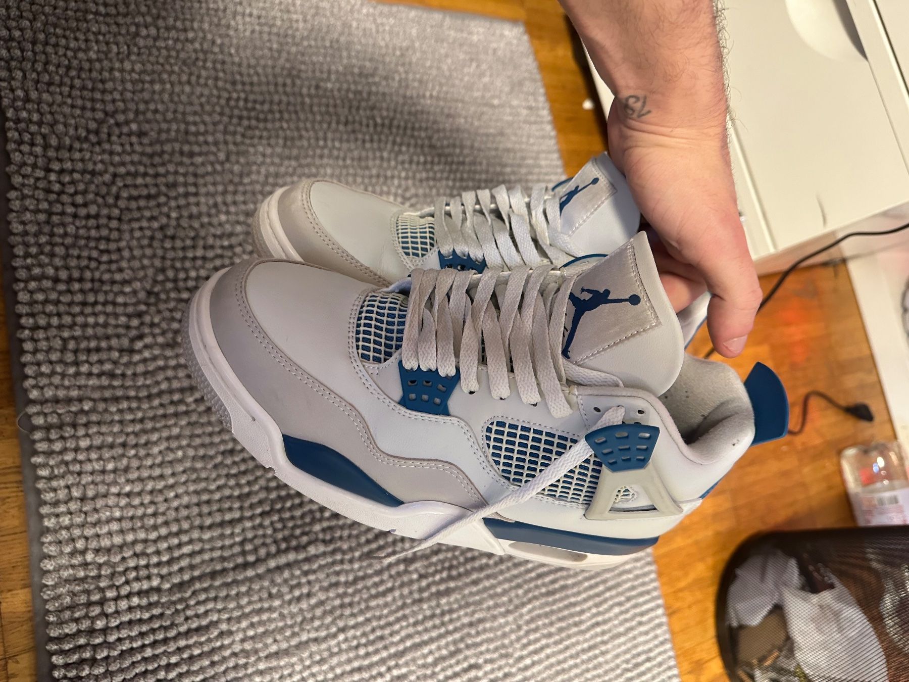 Jordan Scarpe da uomo: Jordan 4 retro Military Blue – Usato da Dübendorf venduto da Lucas200000 1