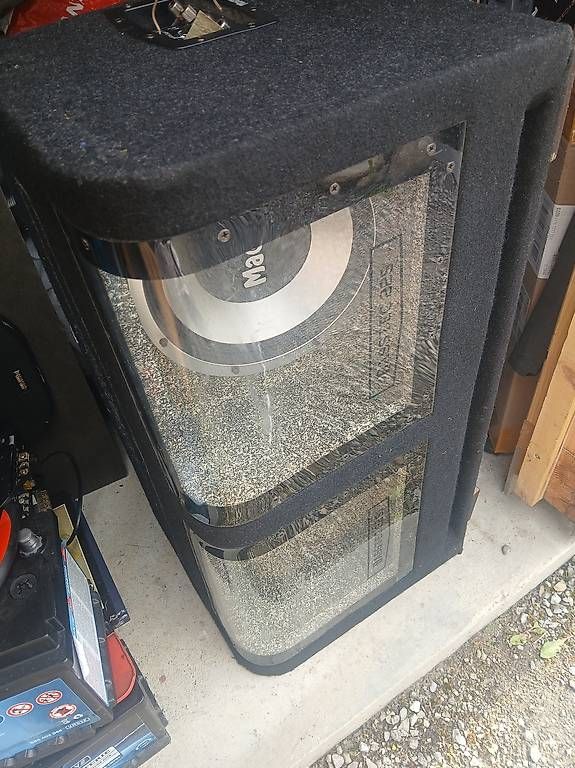 Magnat Casse acustiche: Auto Subwoofer Magnat – Usato da Büren an der Aare venduto da Spillo76 1