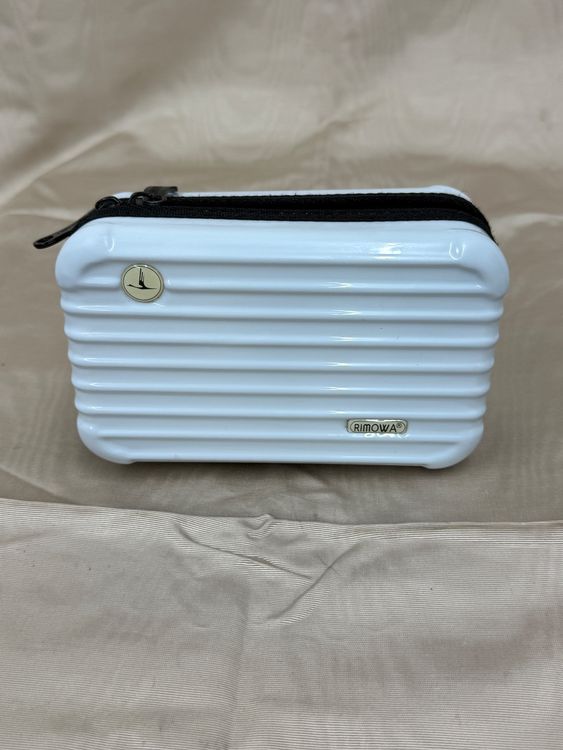 Rimowa × Lufthansa First Class Amenity Case – White/Black